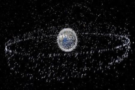 مأموریت حذف زباله از مدار زمین در 2025 انجام می شود