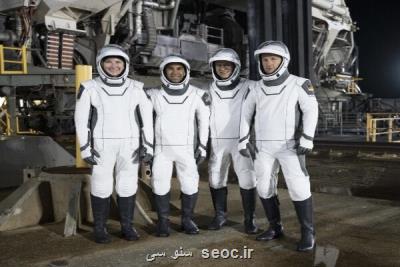 اسپیس ایکس فضانوردان را با تاخیر به فضا می برد